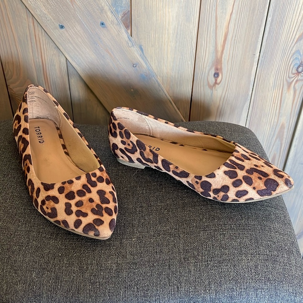 Leopard flats